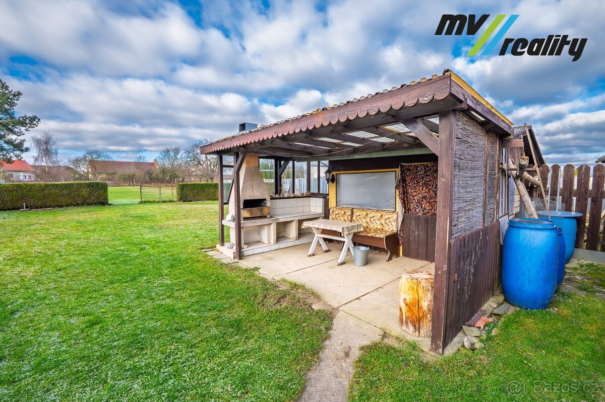 Březovice, prodej rodinného domu 5+1 na pozemku 2427m2. - 15