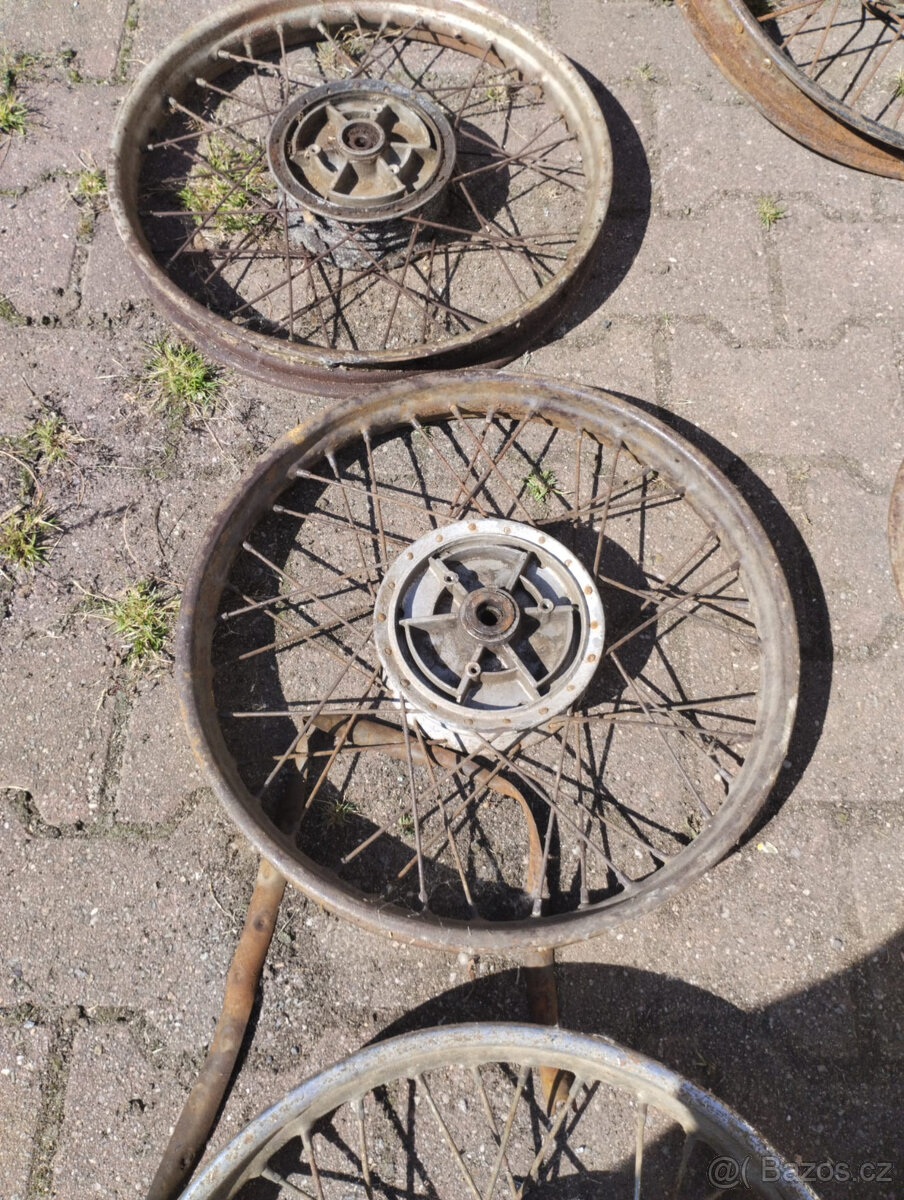 Ráfky , kola , bubny , štíty - 15