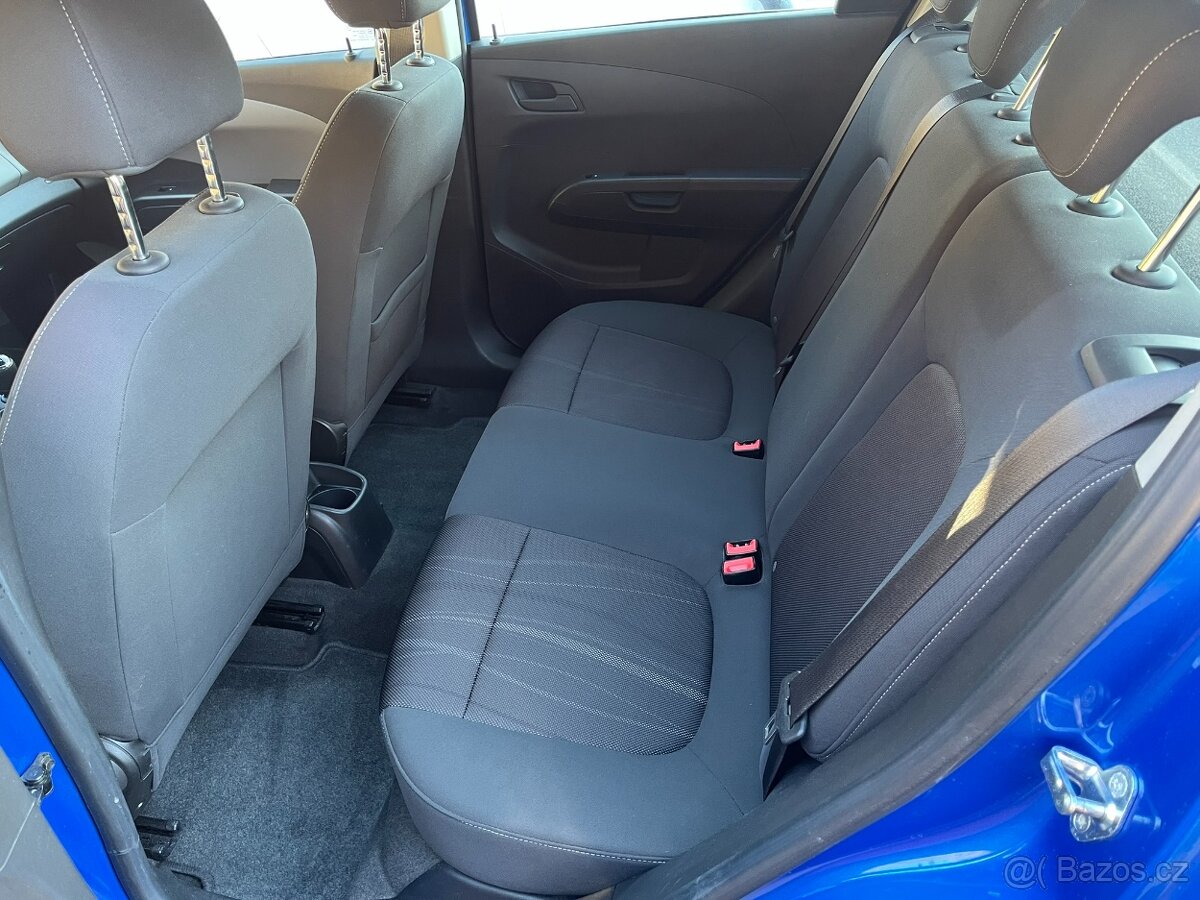 Chevrolet Aveo 1.4 i 74 kW Tempomat Serviska - 15