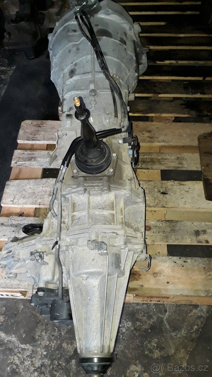 Náhradní díly Nissan Navara D40 Nissan Pathfinder R51 - 15