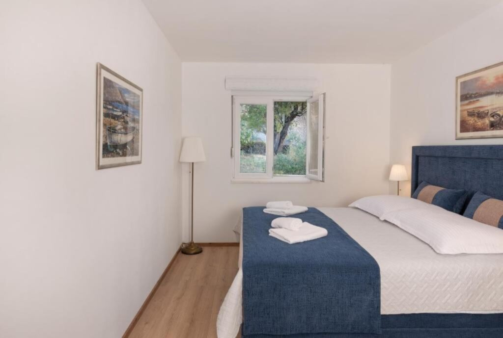 Chorvátsko-Krásny dom s veľkou záhradou, bazénom, saunou - 15