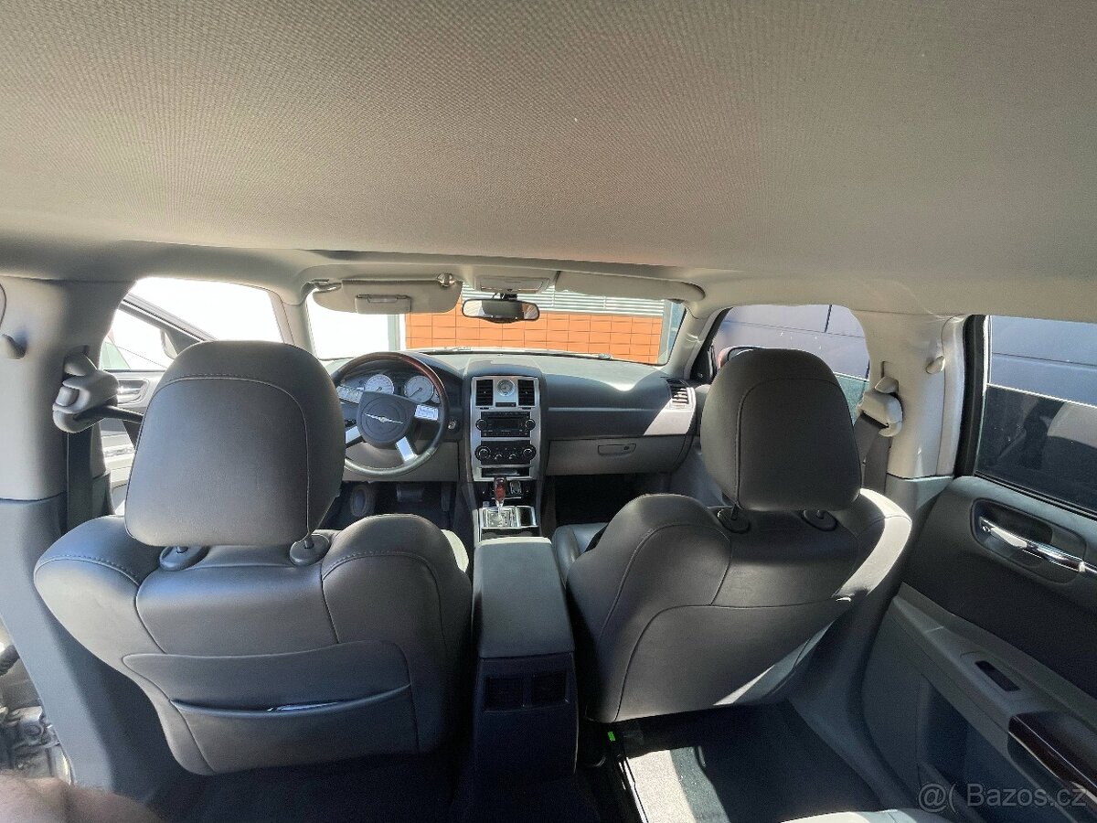 Chrysler 300C, 5.7 HEMI, 250 kW - 15