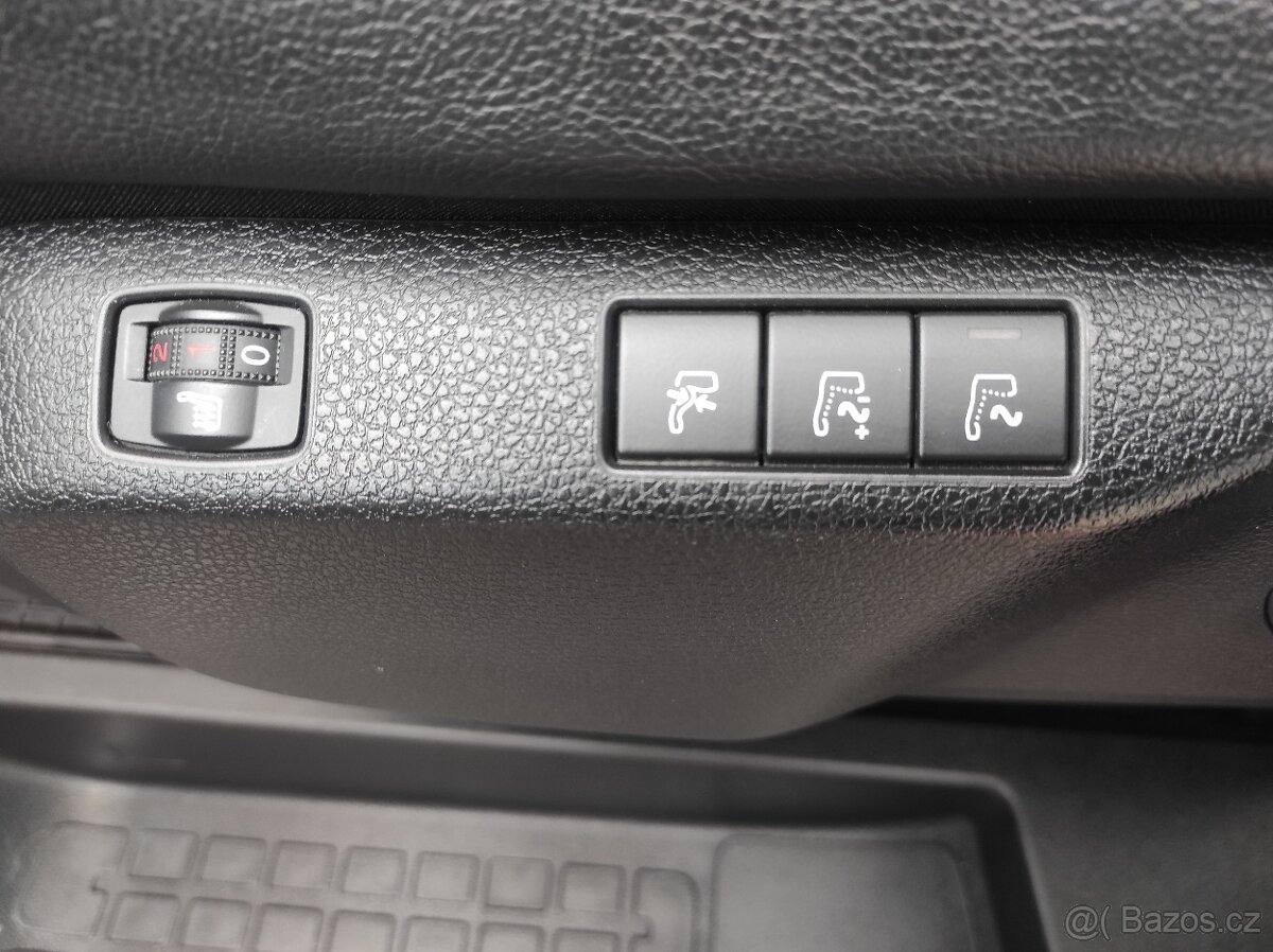 Toyota ProAce 2,0D L2, AT, VIP, 7míst, ČR - 15