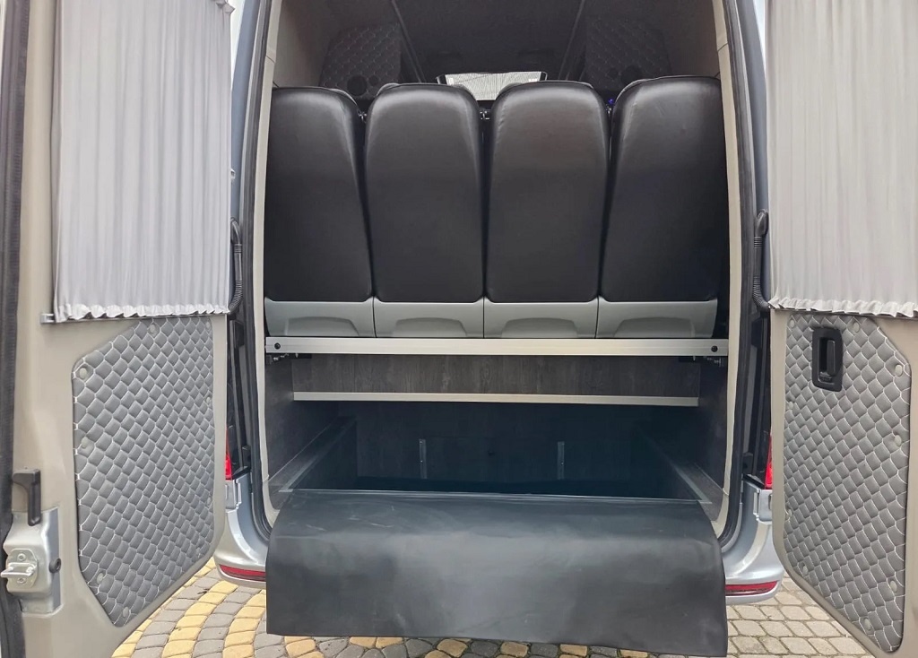 Mercedes Sprinter 519 24 míst Extra-long novy, plná výbava - 15