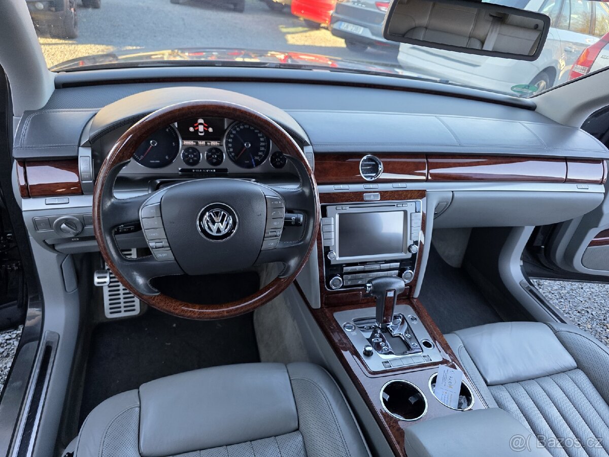 Volkswagen Phaeton
3.0 TDI Dyn Masáže solar - 15