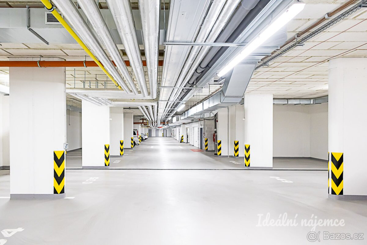 Pronájem bytu 1+kk - 15