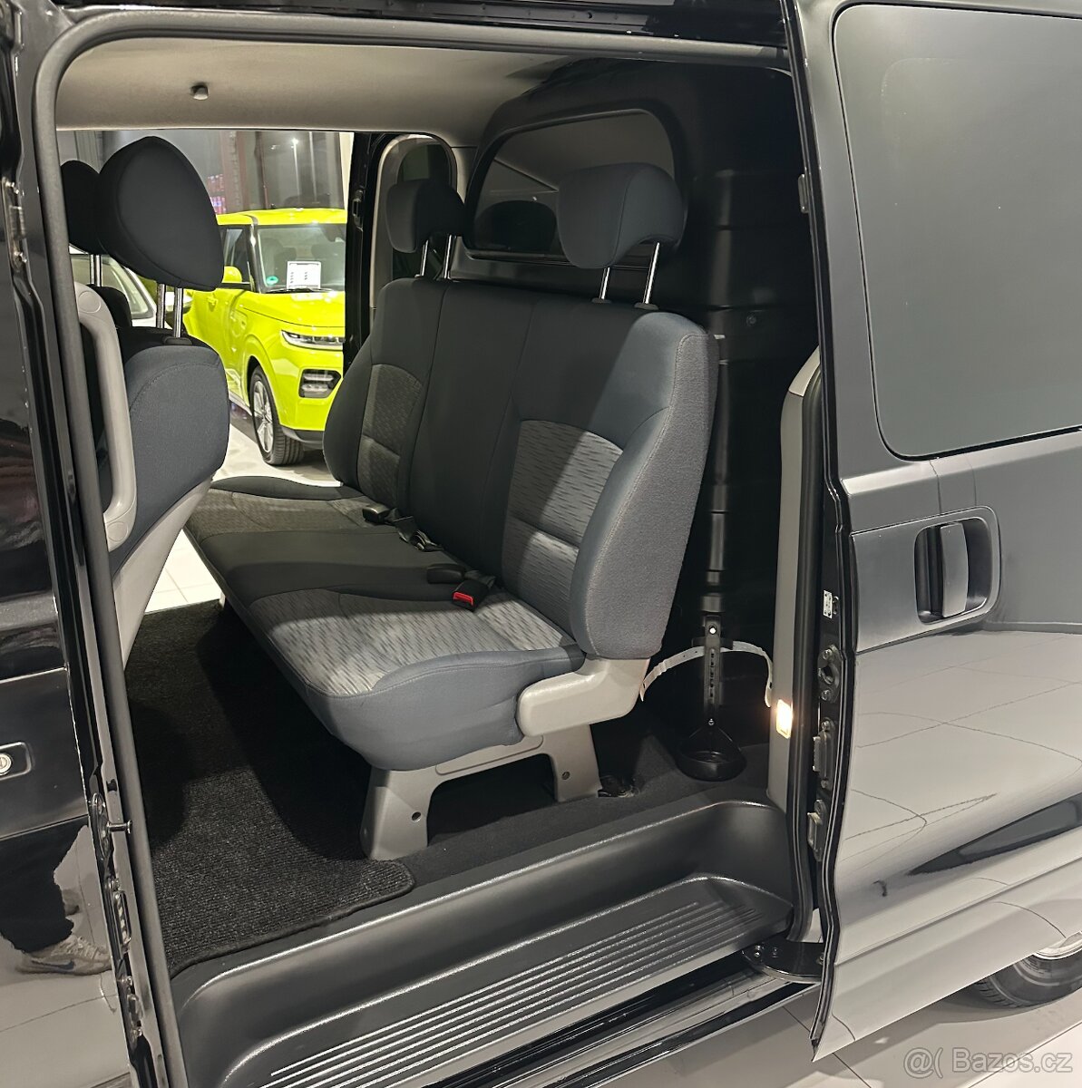 Hyundai H 1, 2.5 DIESEL Ojeté, 8/2011, 153 000 km - 15