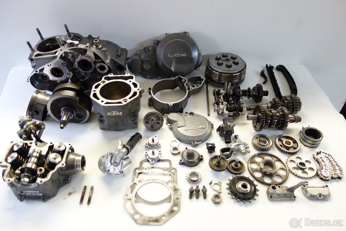 KTM LC4 640 - 620 KARBURÁTORY MIKUNI - 15