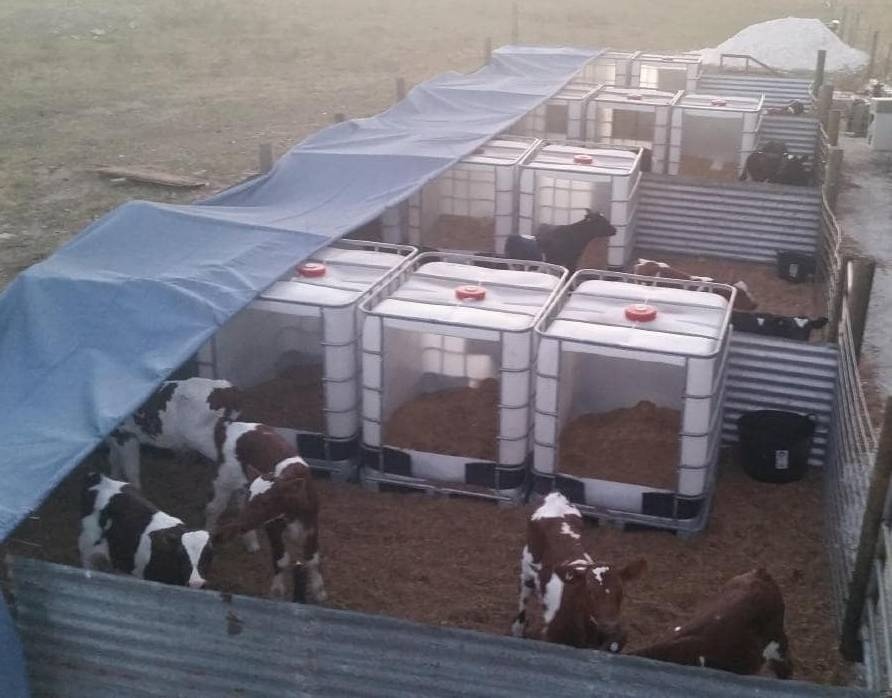 IBC nádrže na všechno černé bílé a klece - 15