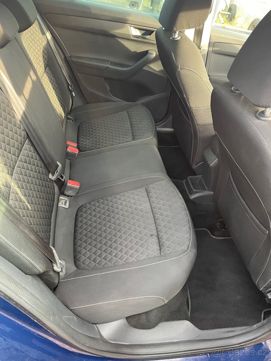 Škoda Fabie 3 combi...,závěs. - 15