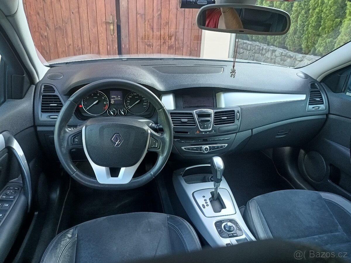 Renault Laguna III 2.0T benzín, automatická převodovka. - 15