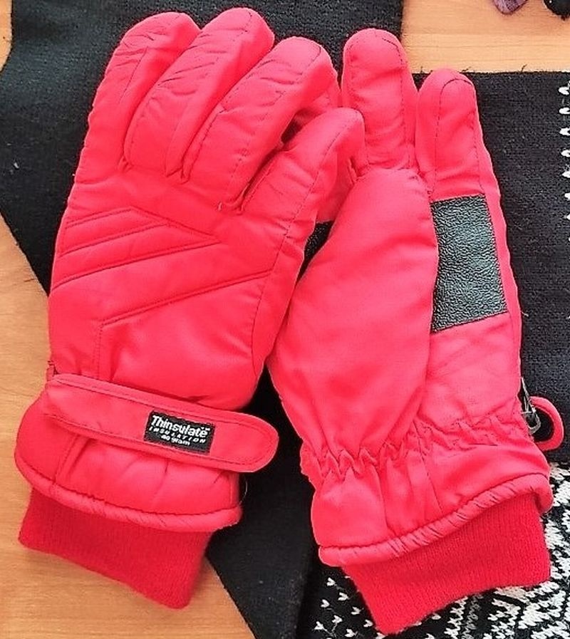 Běžky Rossignol (červené), hůlky a sjezdové boty nadměrná ve - 15