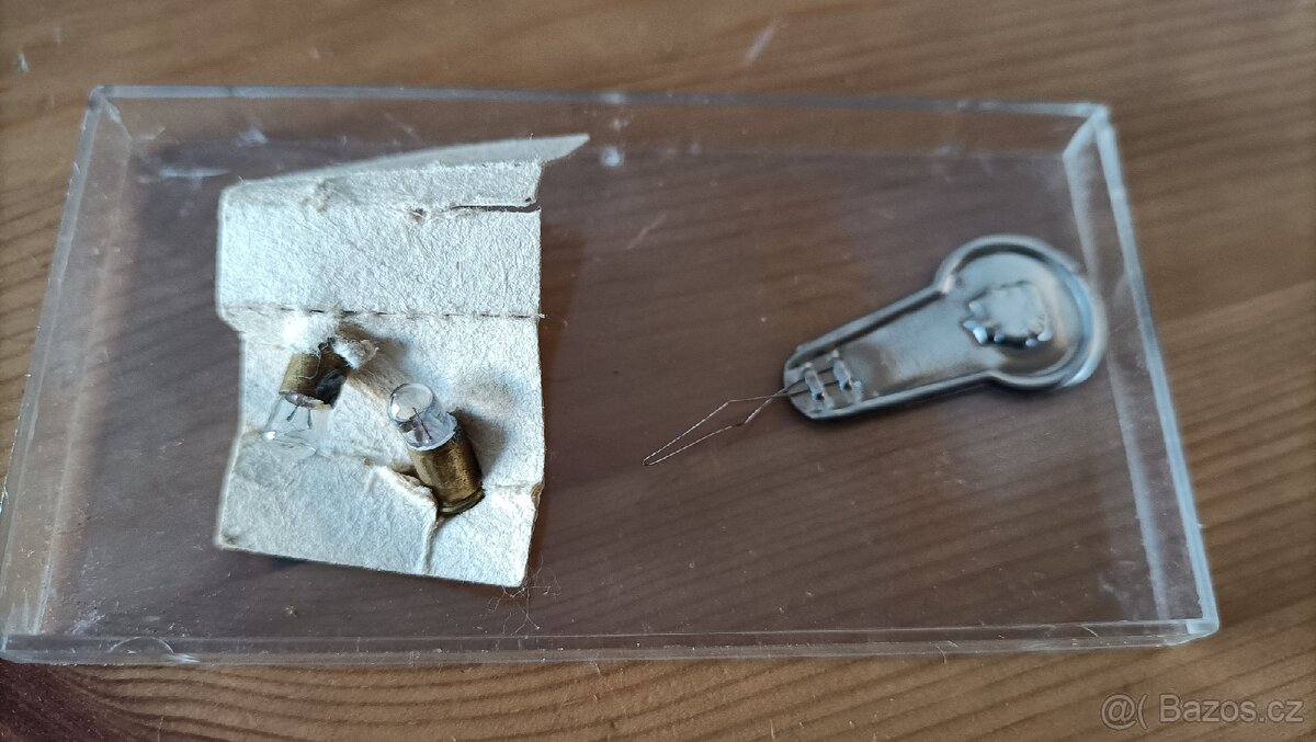 Dětský šicí stroj - 15