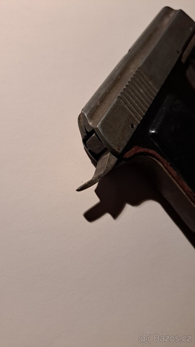 ŠTARTOVAČKA "S L Á V I A". - 15