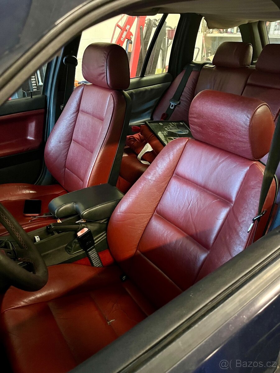 BMW E36 318is 103kW - 15