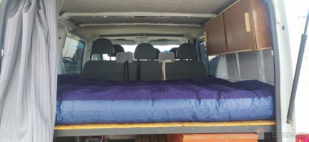 FORD TRANSIT 260S 2,2TDCi63kwrv9/2009,6 MÍST+SPANÍ OBYTNÝ - 15