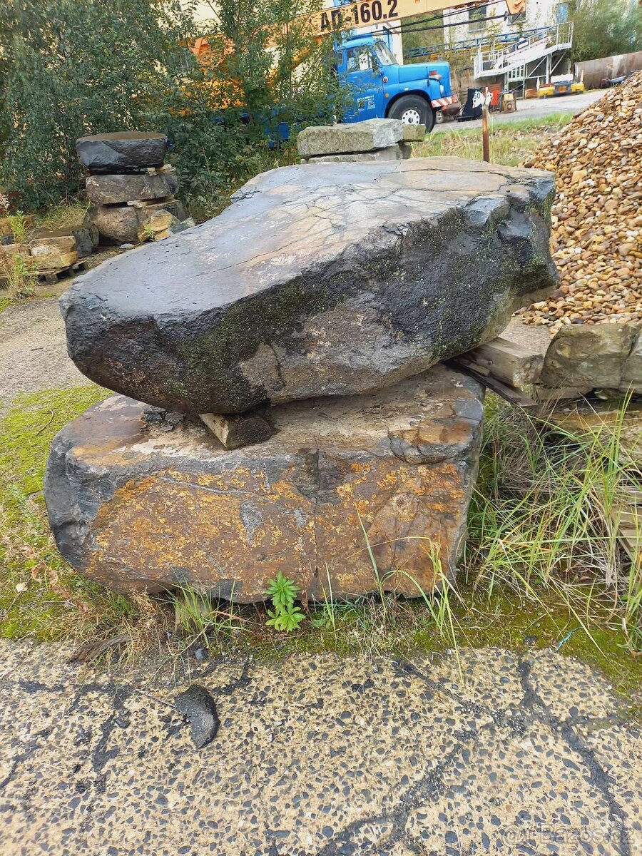 Okrasné zahradní kameny - 15