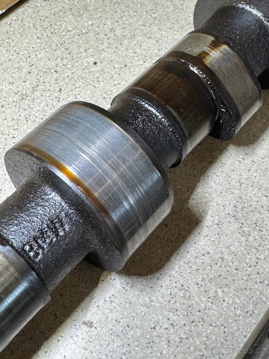 BMW E30 hlava 885 m20b25 - 15