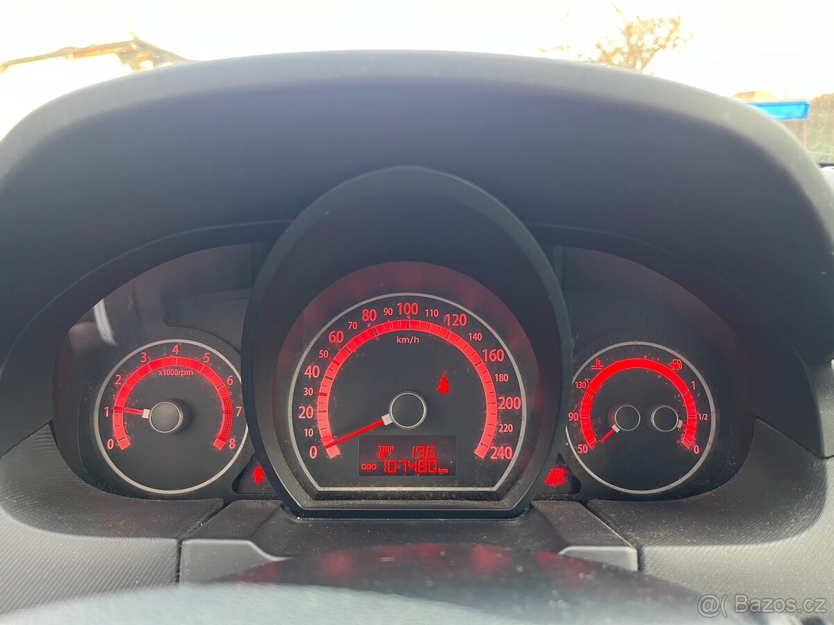 KIA Cee’d 1.4 - 15