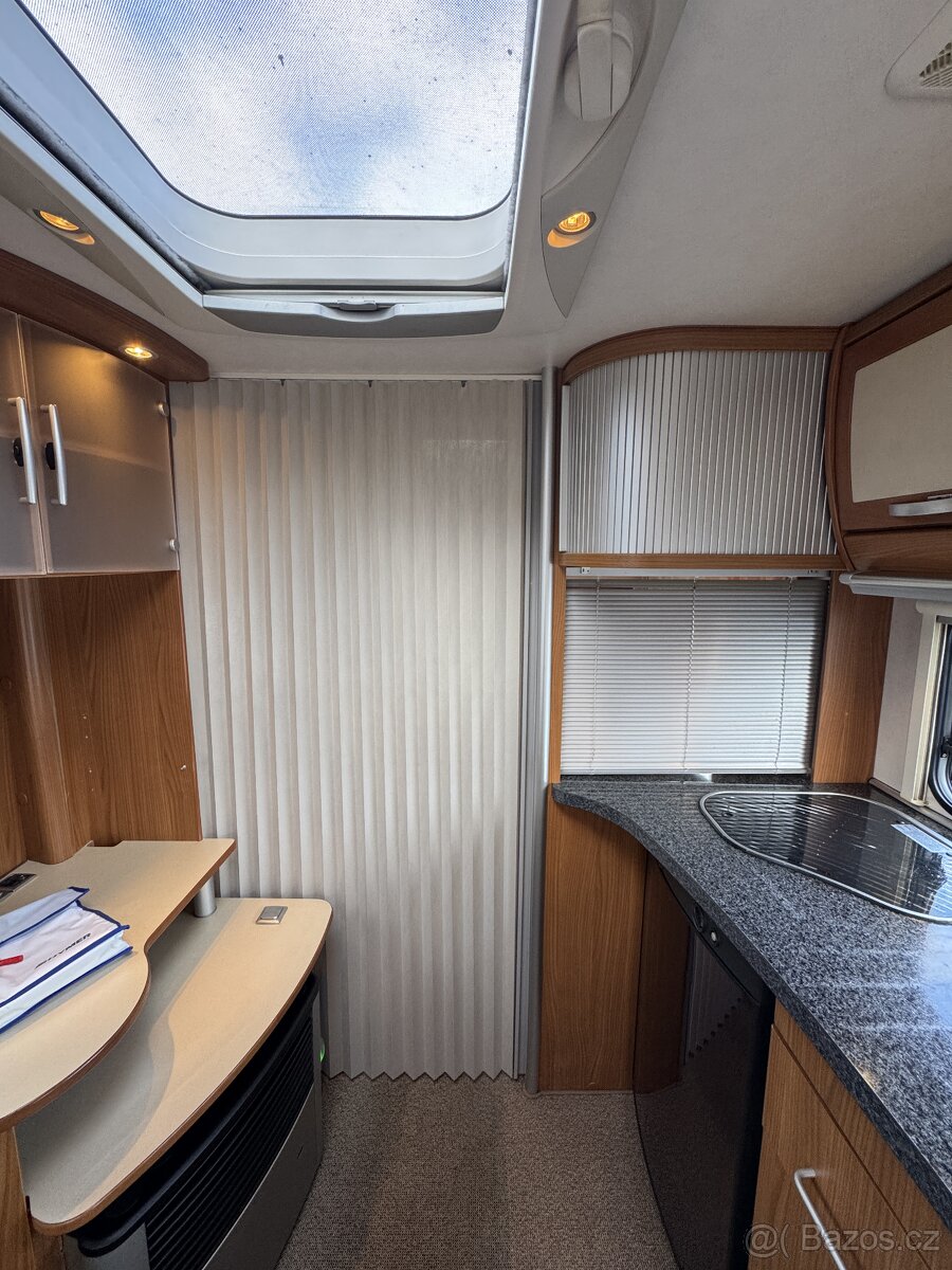 Hymer Nova-SL 580 ~ Dělené postele - 15