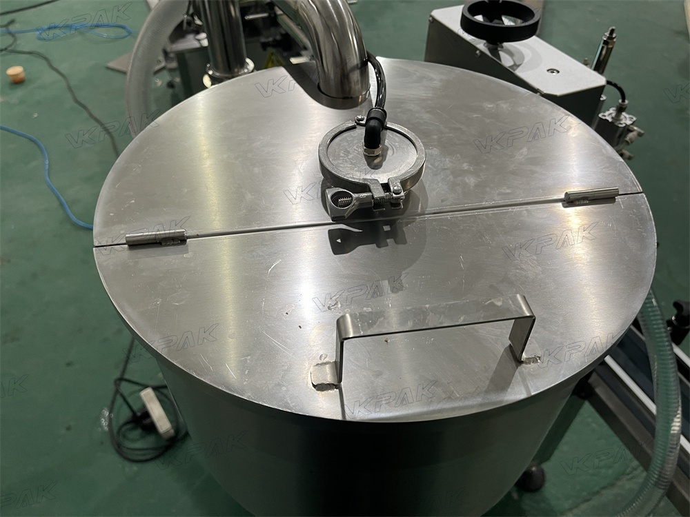 Stroj na plnění kapalin, automatický plnící stroj - 15