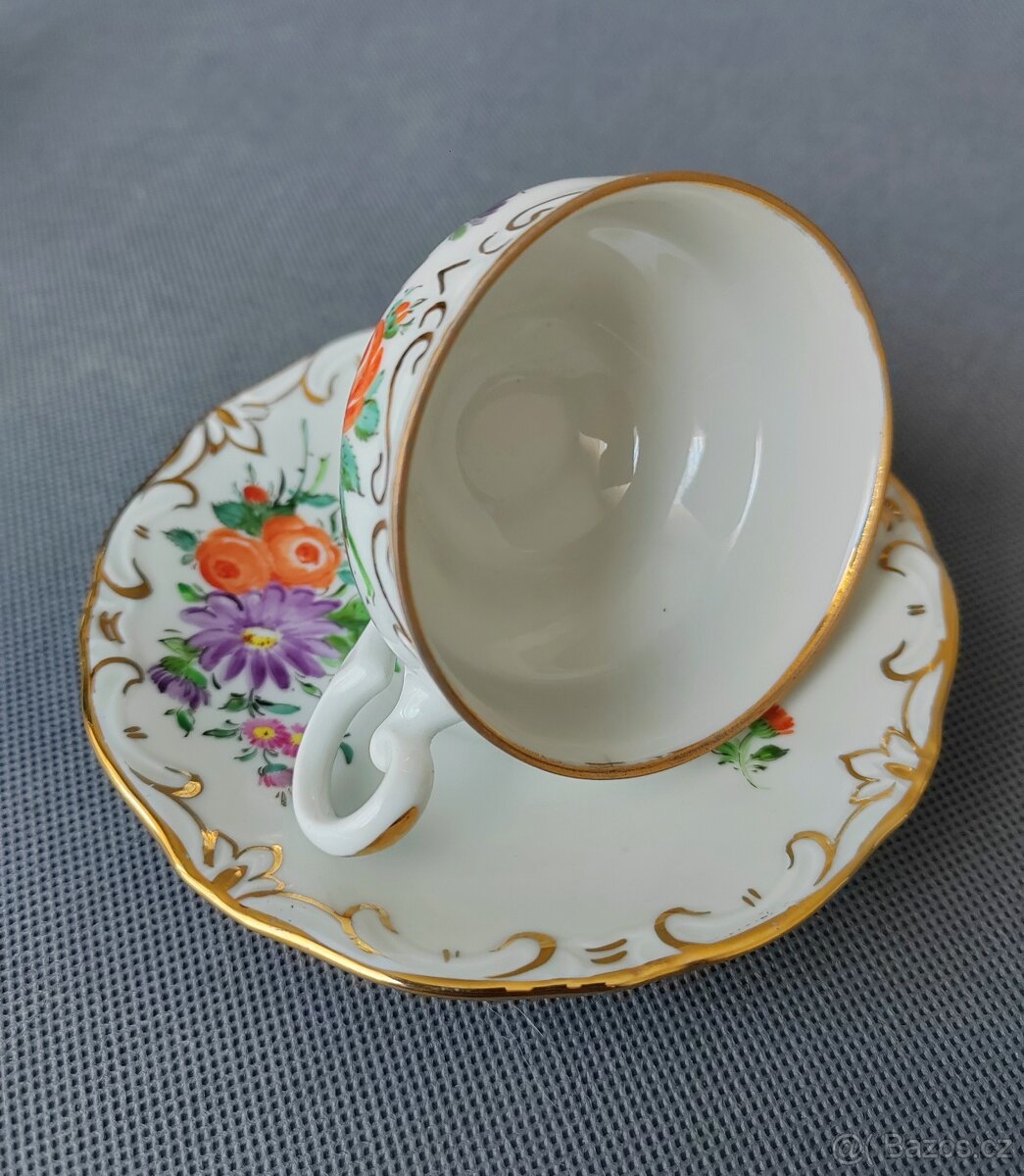 Krásný set porcelánových mokka šálků s podšálkem - 15