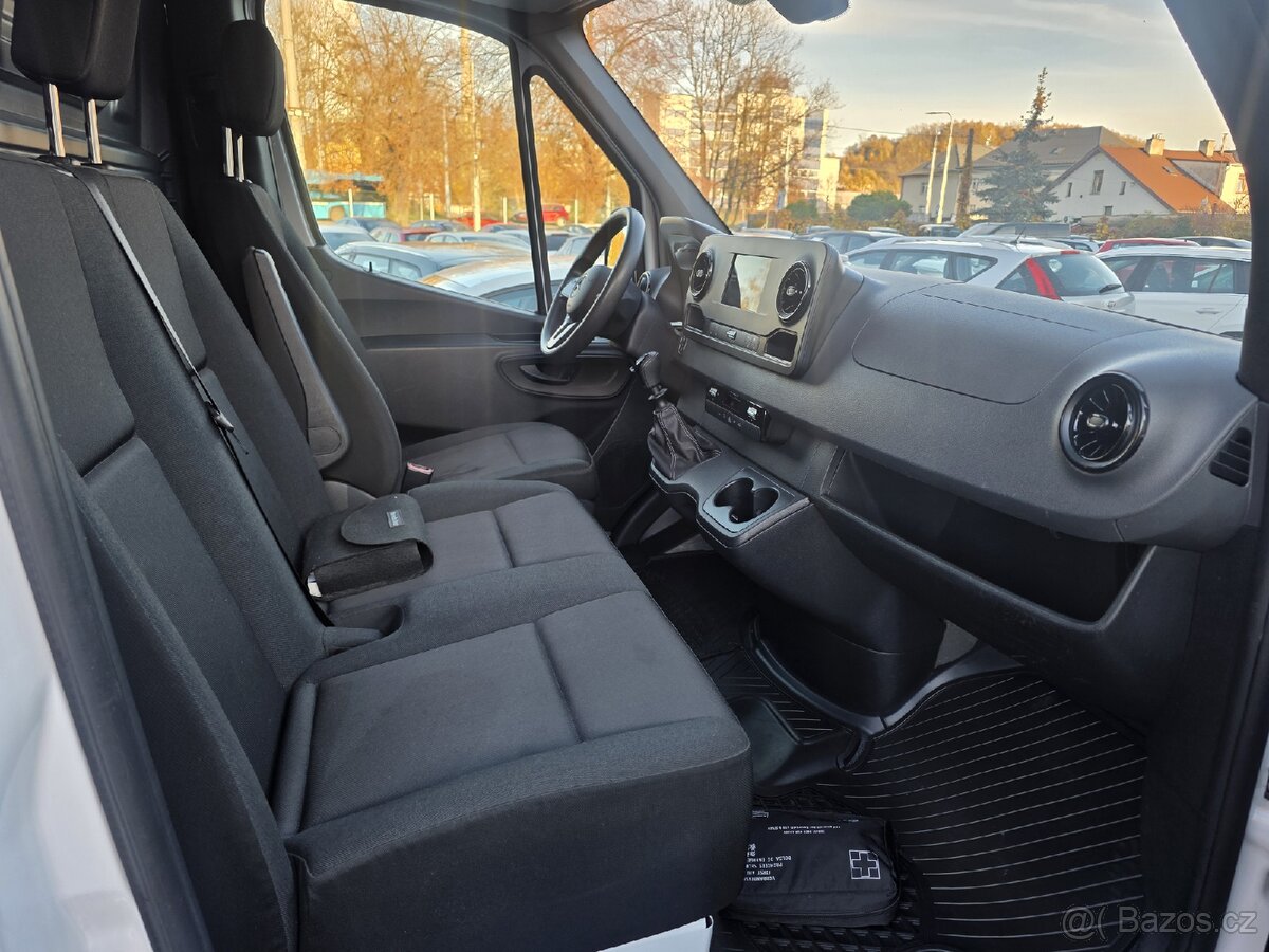 Mercedes-Benz Sprinter 200CDI Navigace Kamera - 15