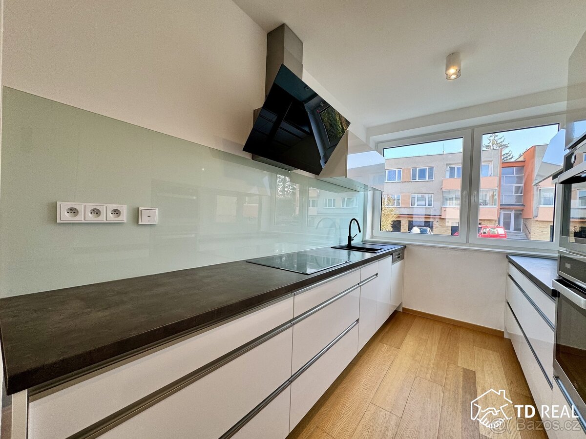 Pronájem bytu 3+kk 110 m², Blansko, ev.č. 00995 - 15