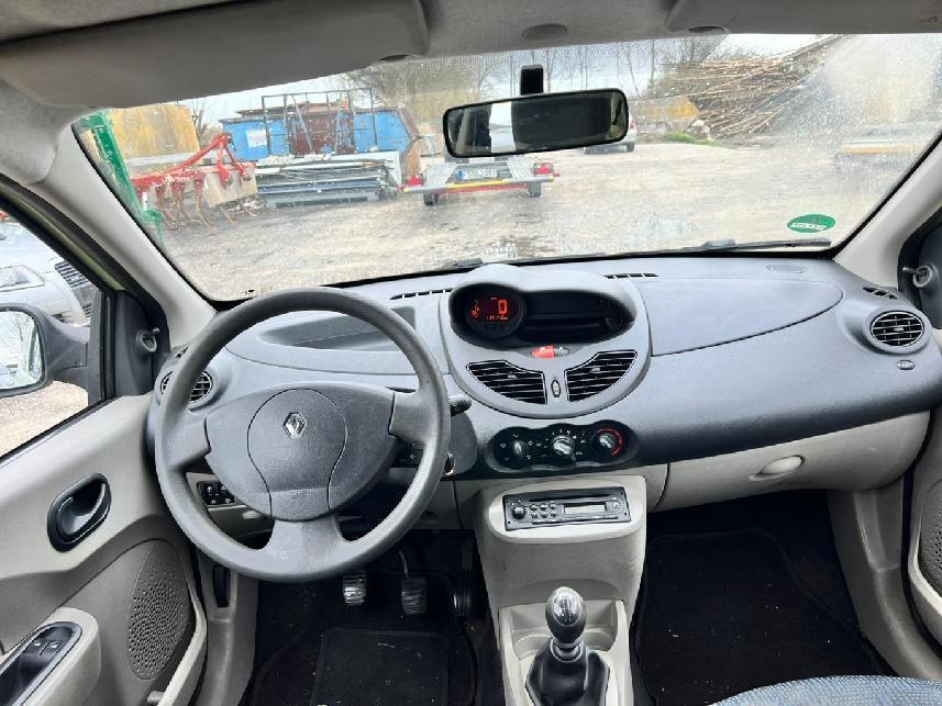 RENAULT TWINGO 1,2i RV 2009 NAJ 119,KLIMA,ZA 39000 KČ - 15