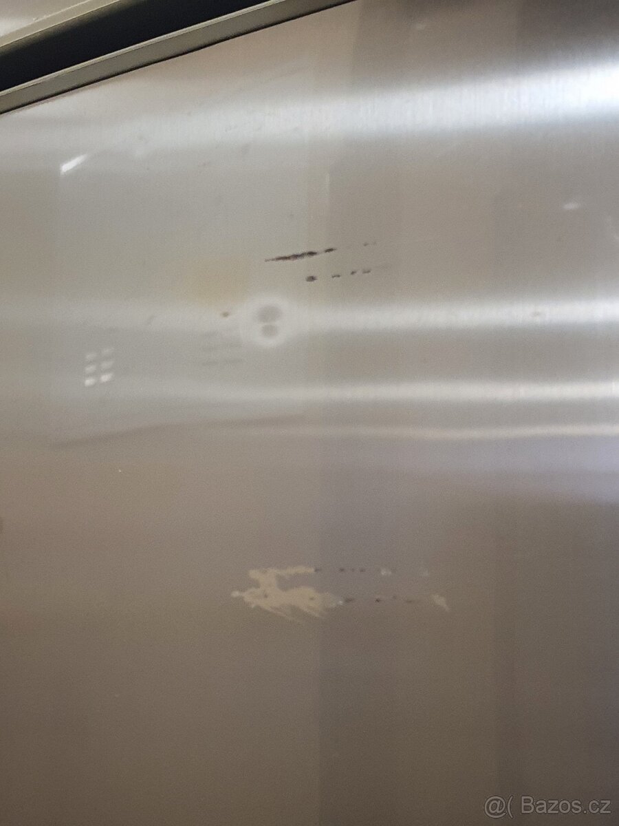 Whirlpool – IKEA velká lednice, výrobník ledu - 15