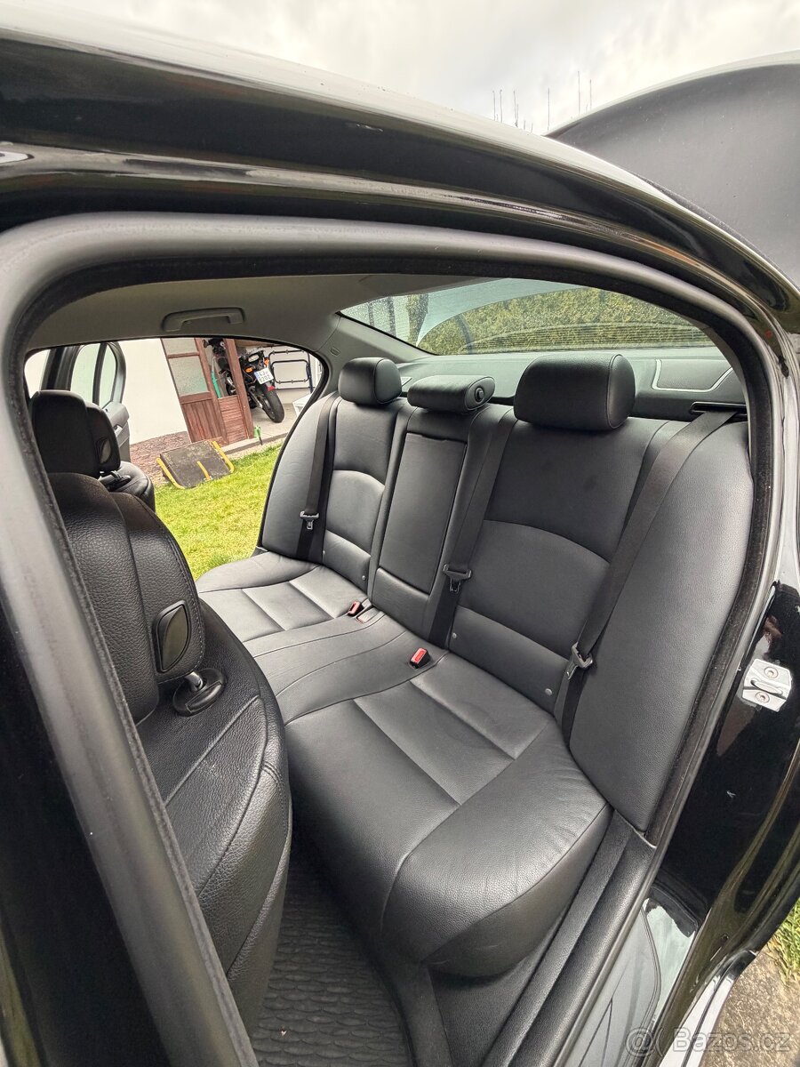 BMW 5 520i 2013 - 15