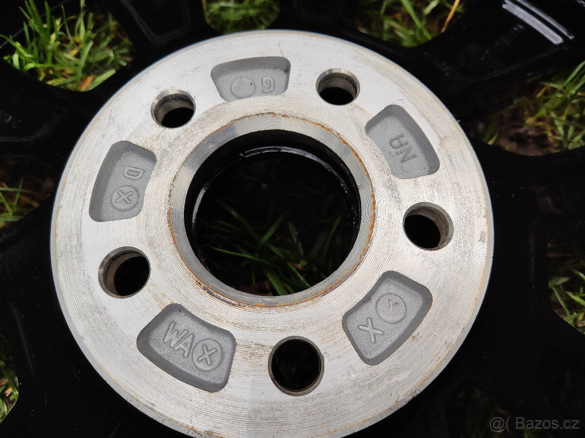 1 kus originálniho kola Volvo XC90 r20 5x108 Michelin 275/45 - 15