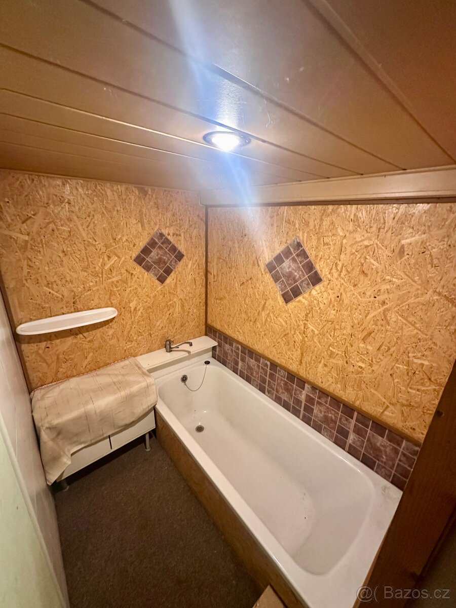 Chata 3+1 , 52m2 okres Praha východ - 15