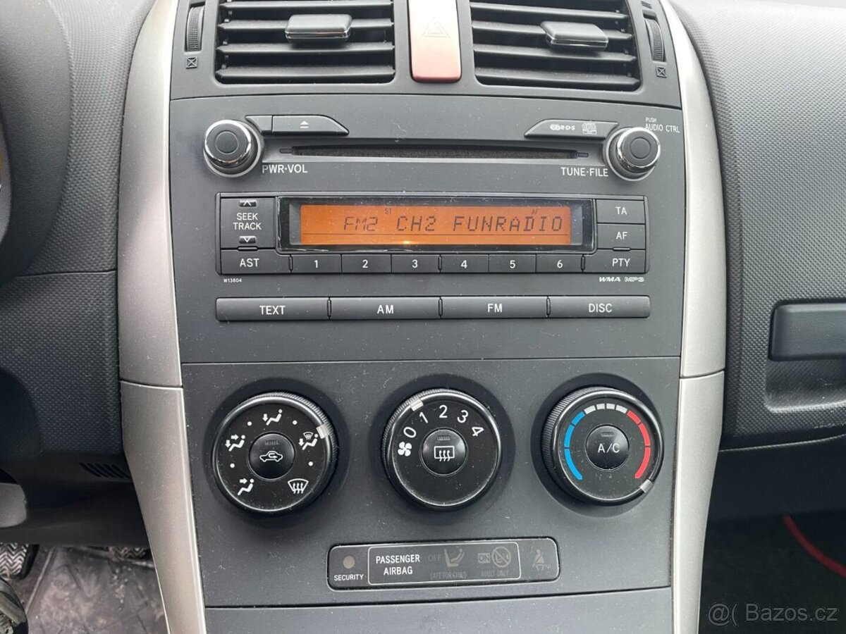 Toyota Auris 1.4 2008 - 15