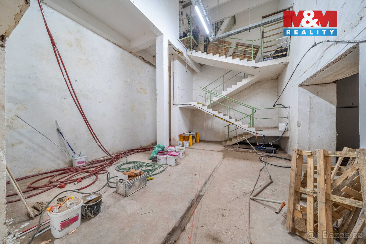 Pronájem skladu, 1366 m², Štěnovice, ul. Plzeňská - 15