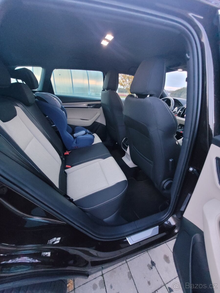 ŠKODA KAROQ STYLE+ VYHŘÍVANÉ SKLO - 15