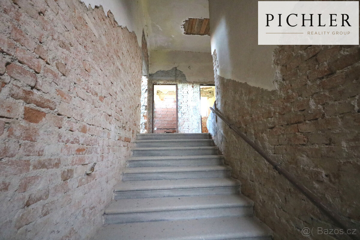 Prodej komerčního objektu Klokočov - 15