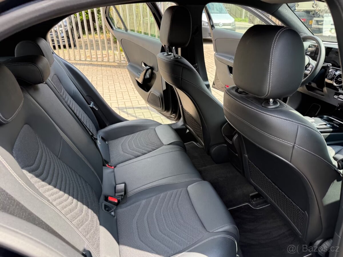 Mercedes-Benz A 200 - 15