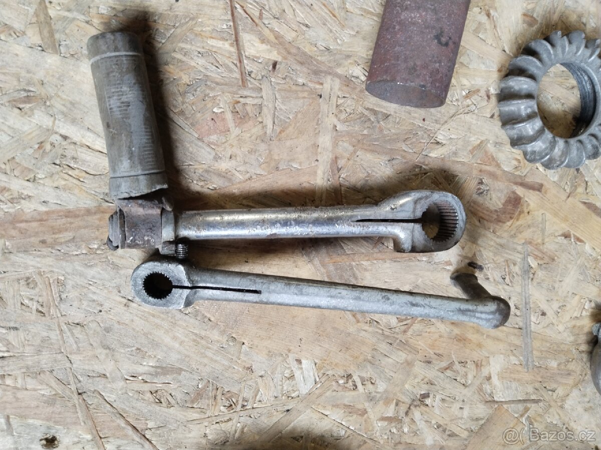 Jawa 250 pérák - díly motoru - 15