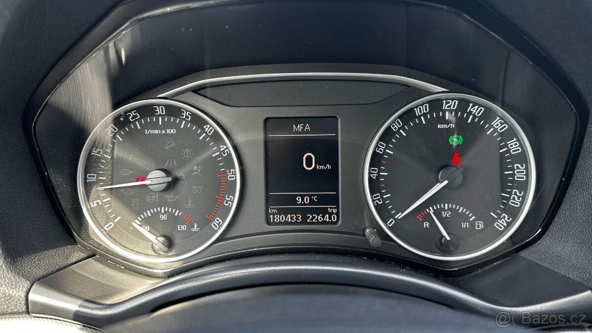 ŠKODA OCTAVIA 2.0 TDI DSG - 15