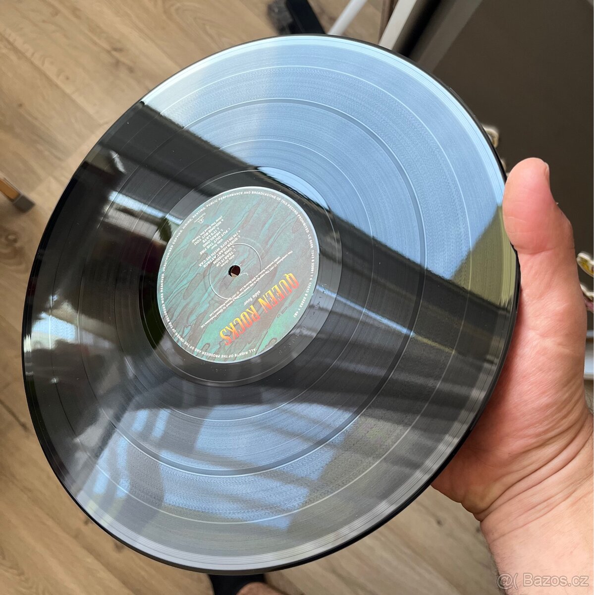 Queen – Queen Rocks - 15