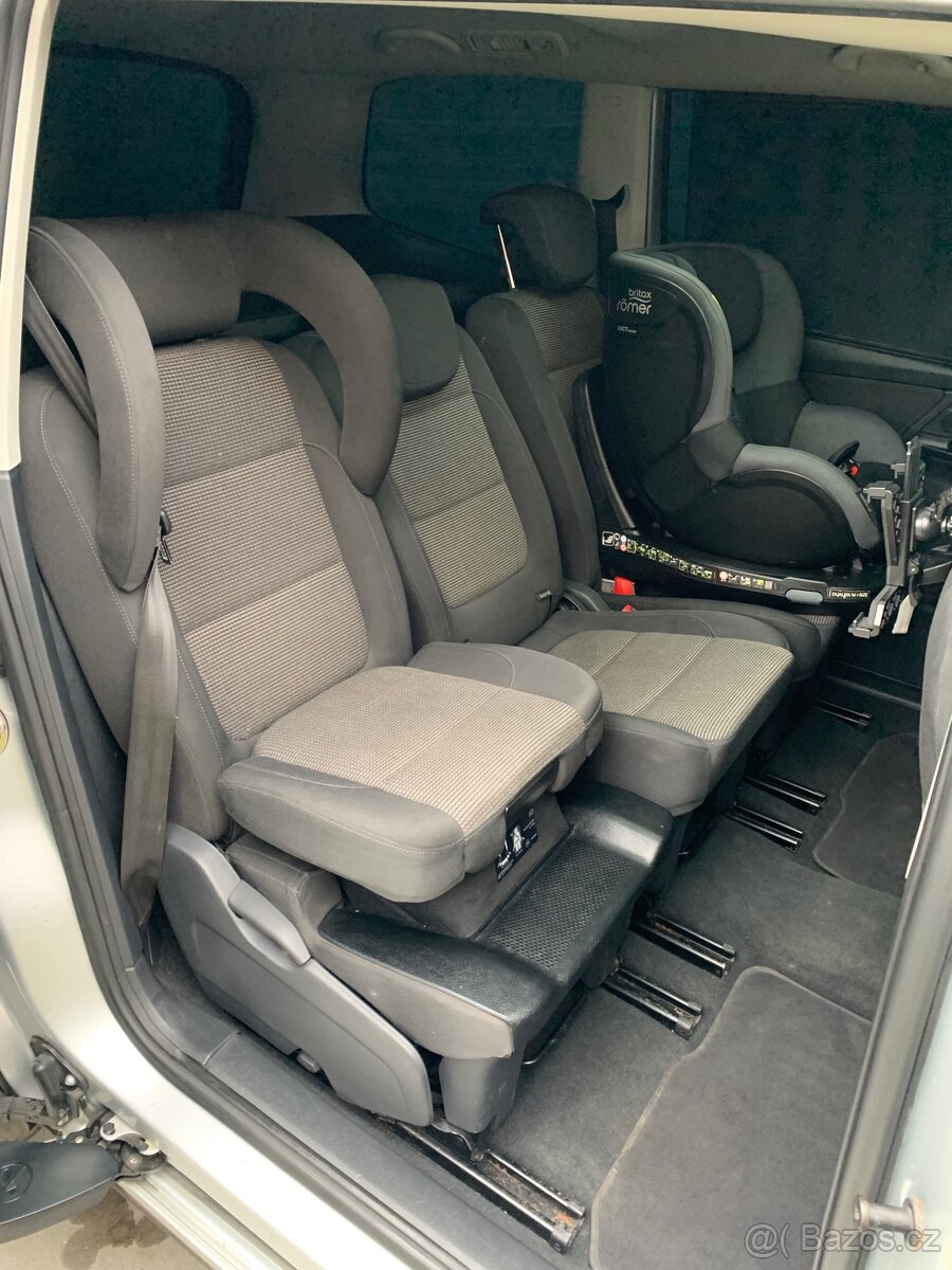 Vw Sharan 7N 2.0TDI 103kw,automat,panorama - 15