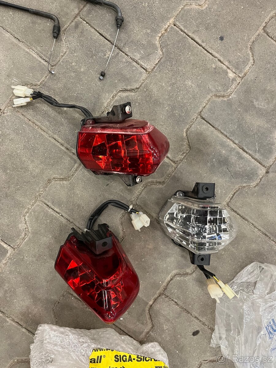 Aprilia rsv 1000r náhradní díly, carbony atd - 15