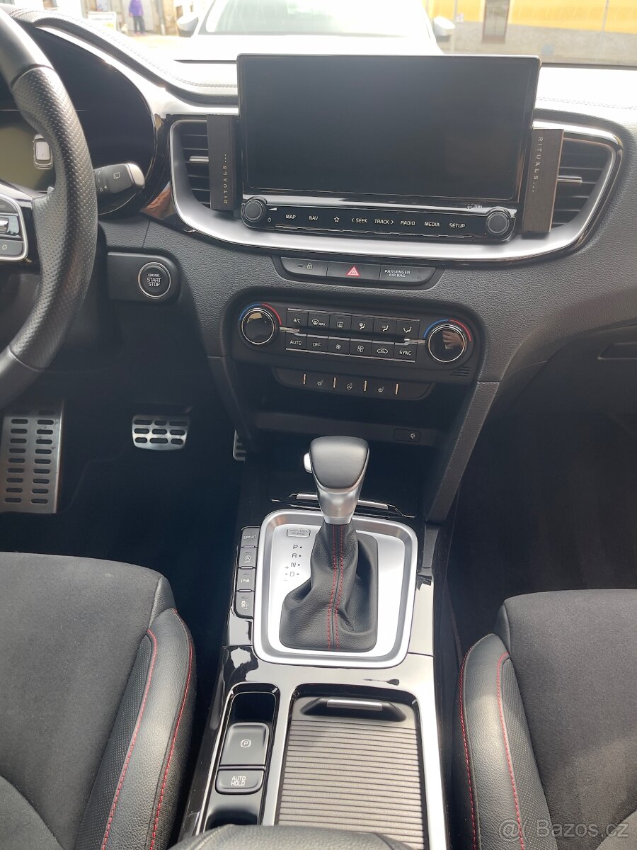 KIA ProCeed GT 1.6 T-GDi 150Kw A/T - 15