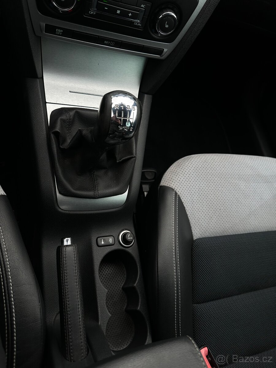 Škoda octavia 2 rs 2.0 tfsi facelift - 15