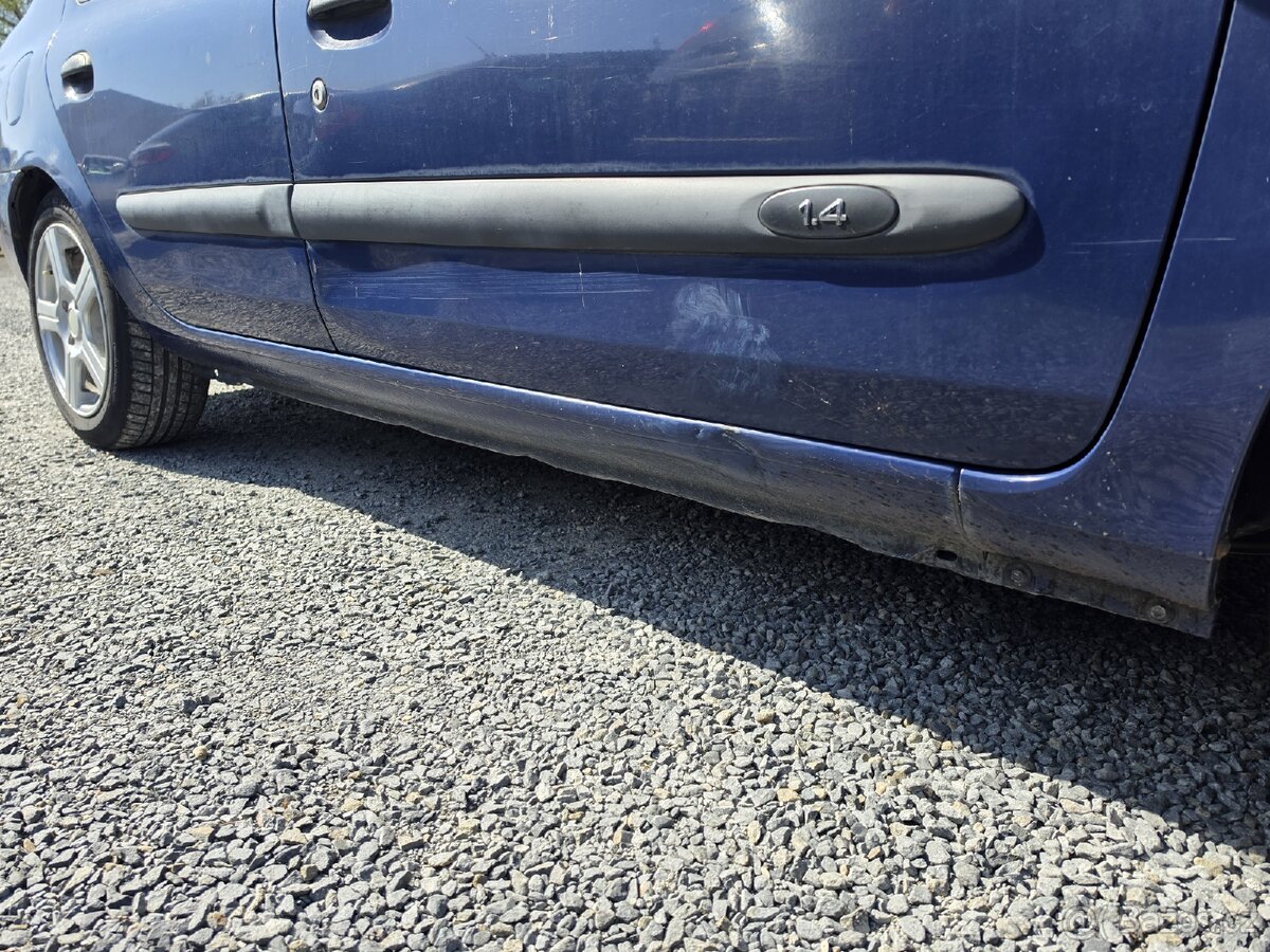 Renault Thalia
1.4 i - 15