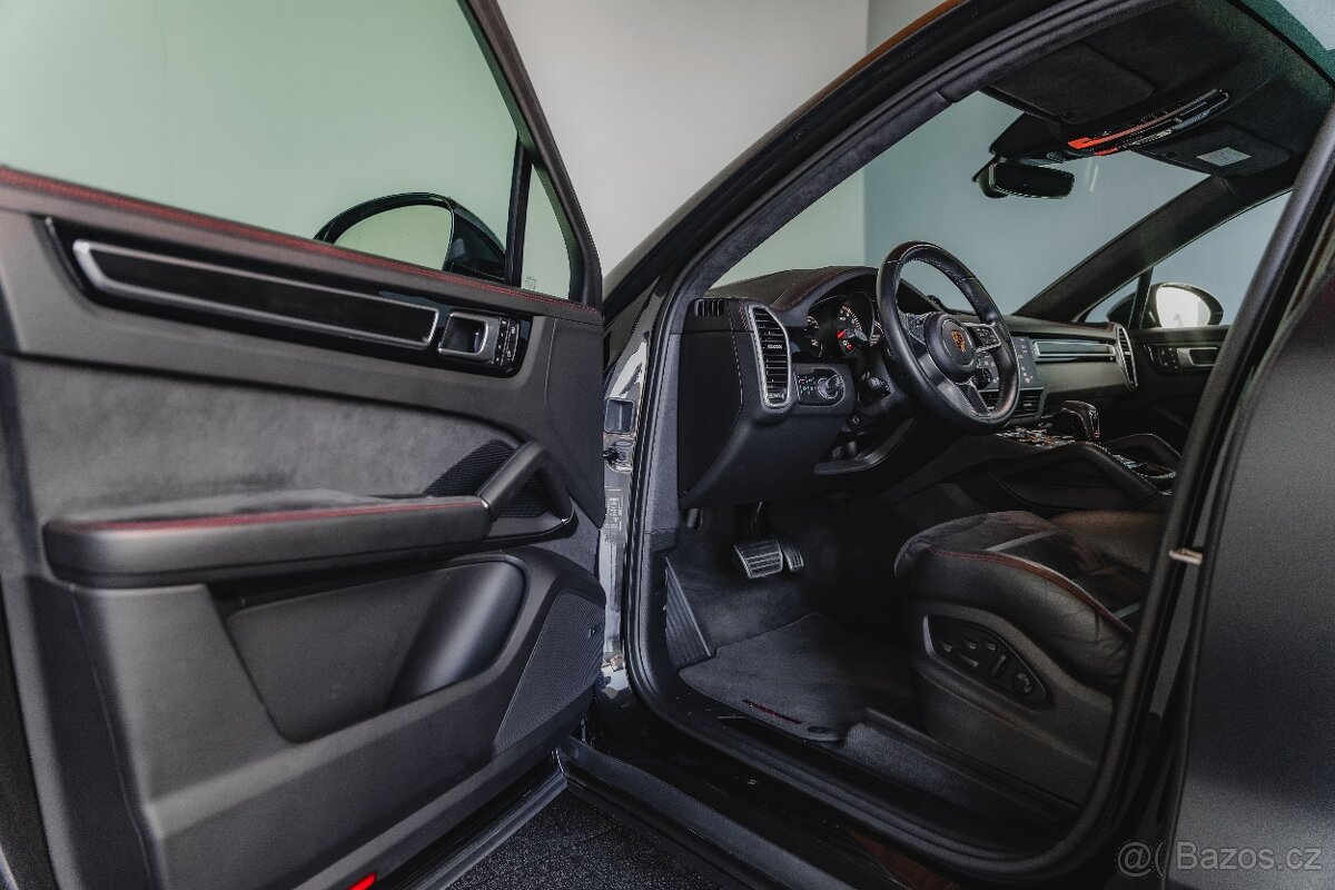 PORSCHE Cayenne GTS-338kW-ACC-BOSE-PDLS-NezTop-R22 - 15