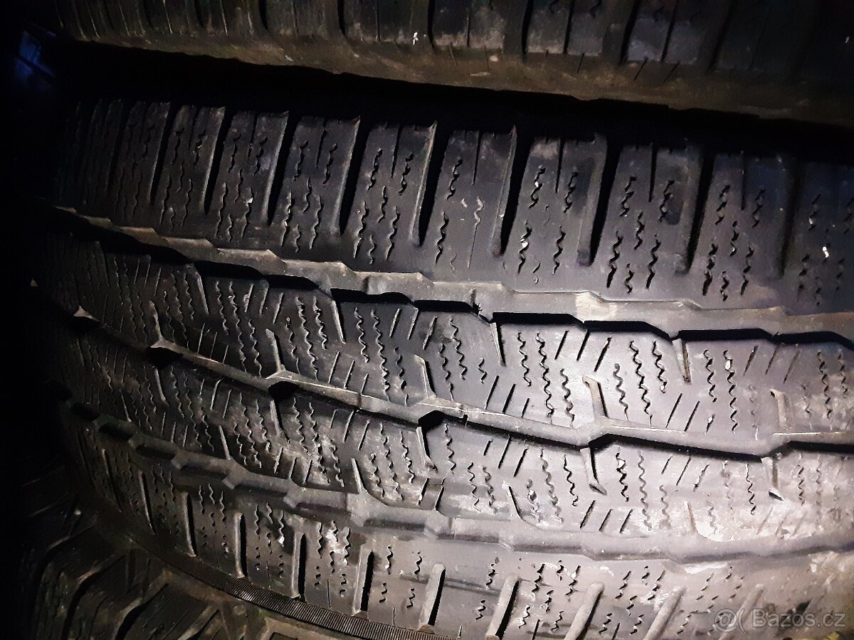 ZIMNÍ PNEU céčkové 235/65/16 C a 215/65/16 C zimnì R16C - 15