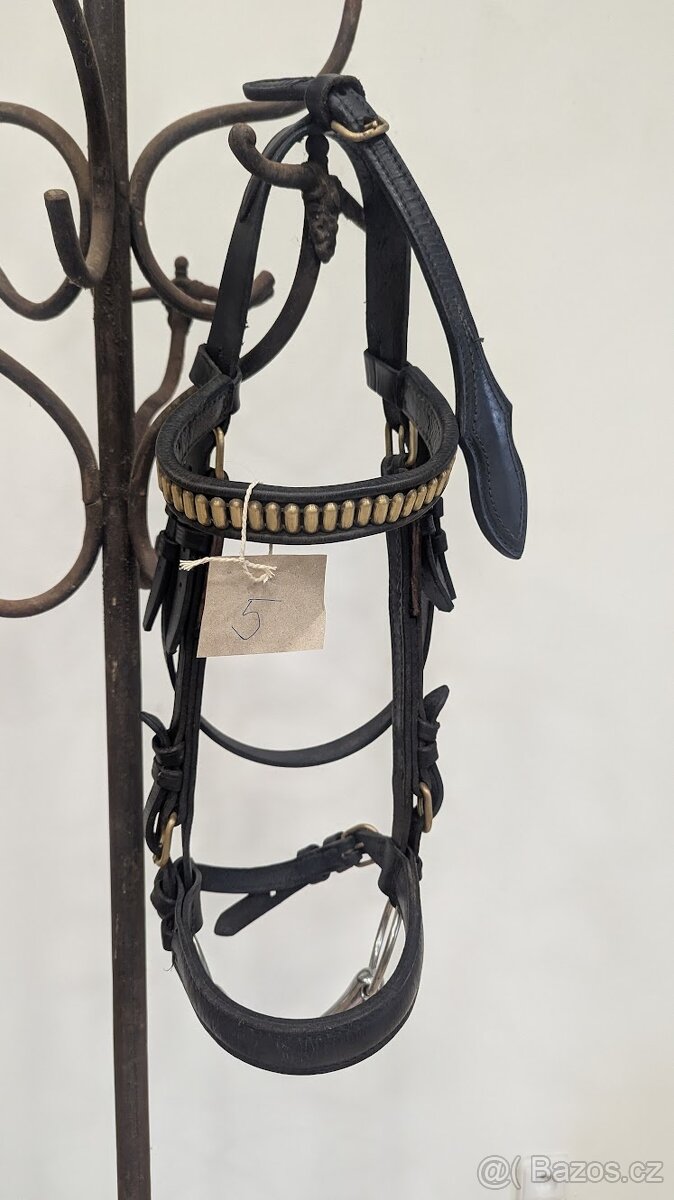 Prodám párové postroje do kočáru s chomouty - 15
