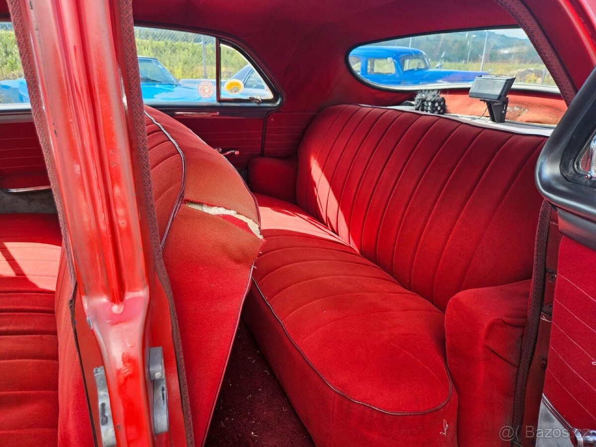 1950 Mercury Eight Sport Sedan - 15